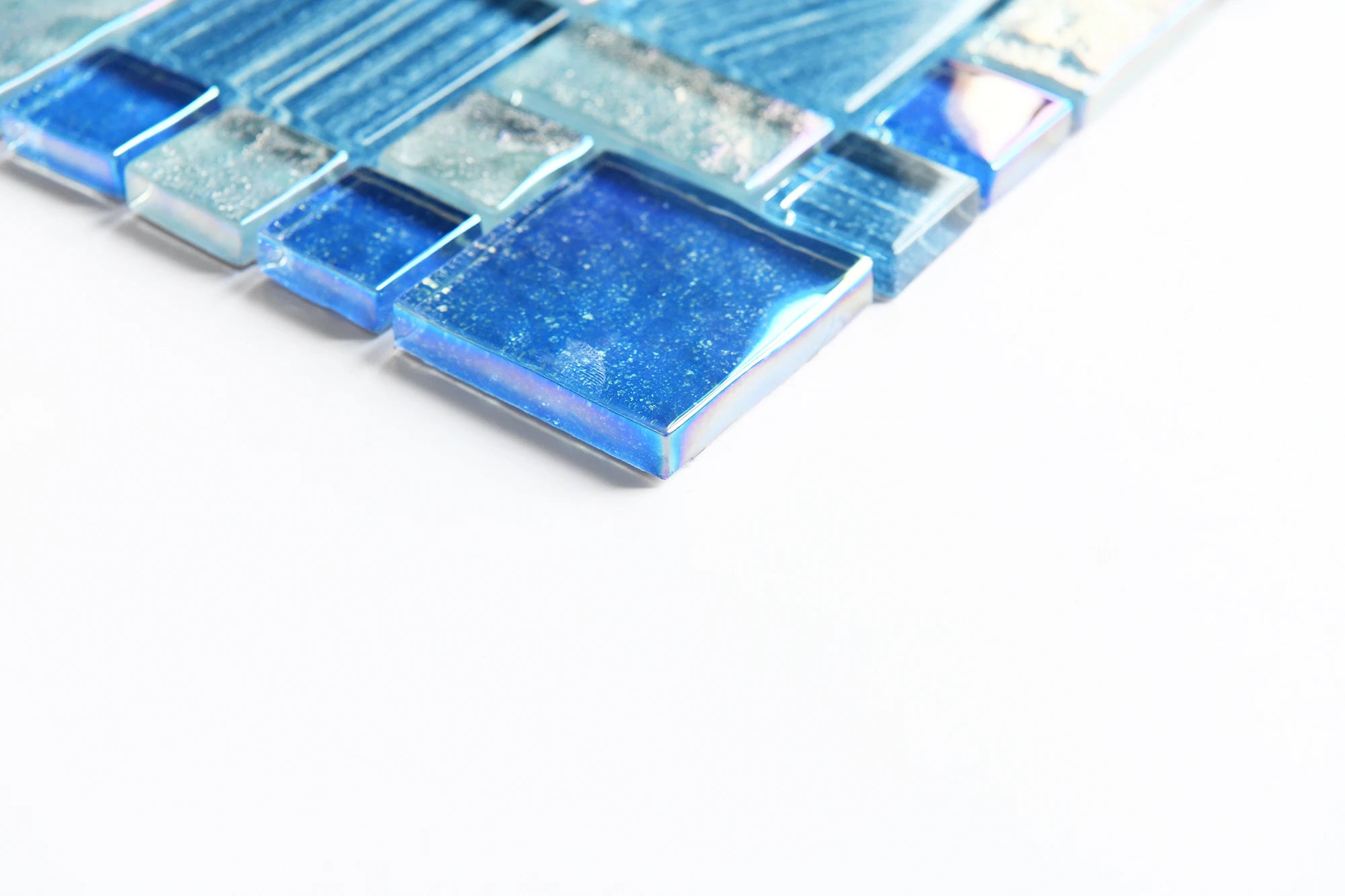 Wholesale  Unique Design Hot Sell Decorative Blended Blues Swimming Pool Glass Mosaic Popular Glitter Crystal Gass Mosaic